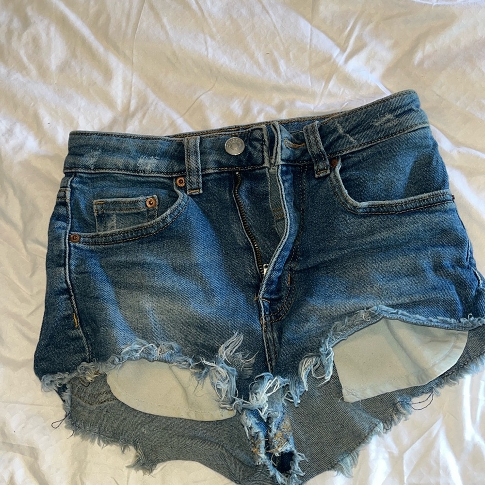 Tiny high waisted jean shorts, size 2